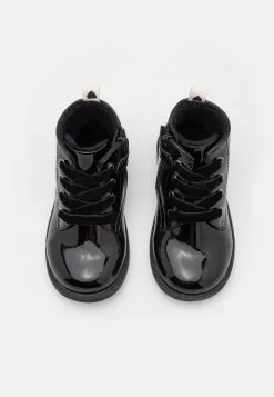 Friboo Korte Laarzen - Black -Friboo Verkoopwinkel 1e7df7d2447e4f7d915119f27e474668