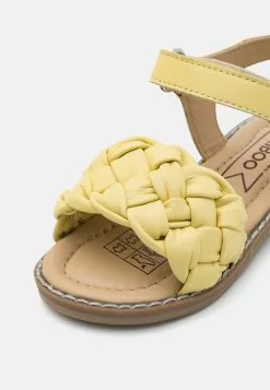 Friboo Leather - Sandalen - Light Yellow -Friboo Verkoopwinkel 21049a8508c54ab7a4dae975d25f574f