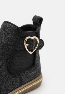 Friboo Korte Laarzen - Black -Friboo Verkoopwinkel 479aef6e2d0346e7bcb0456f4e766a74