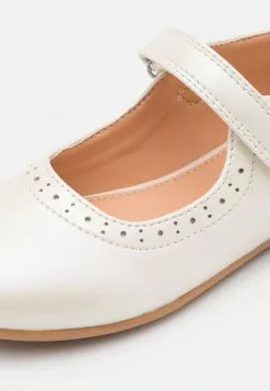 Friboo Ballerina'S - White -Friboo Verkoopwinkel 4a6cf411afa04fc0bc910a43a678efef