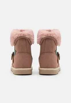 Friboo Korte Laarzen - Mauve 8 Friboo Korte Laarzen - Mauve -Friboo Verkoopwinkel 4e6beb54608240439fd6ef5e4260b284