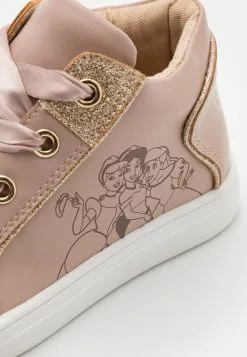 Friboo Disney Princess - Sneakers Hoog - Light Pink 11 Friboo Disney Princess - Sneakers Hoog - Light Pink -Friboo Verkoopwinkel 6c5d1ac5602348a28ac90ff7bcb35e95