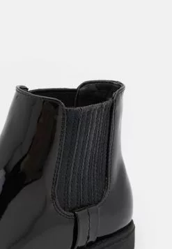 Friboo Korte Laarzen - Black -Friboo Verkoopwinkel aa2cfb8bbabf4428a25966a5fa0a3cd4