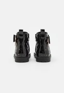 Friboo Korte Laarzen - Black -Friboo Verkoopwinkel d6d72b93f4214917a0d95f711504225c