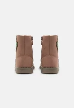 Friboo Korte Laarzen - Mauve -Friboo Verkoopwinkel e1b9d573ae7a469392c8d3d172510892