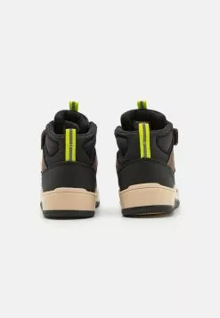 Friboo Sneakers Hoog - Brown -Friboo Verkoopwinkel f13d5c208caa4f9786ccd327f31472dd